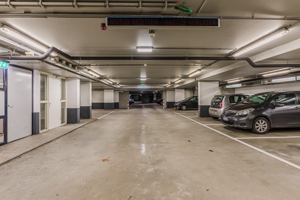 Foto - Te koop: Pastoor Petersstraat 176-62, 5612 LW Eindhoven